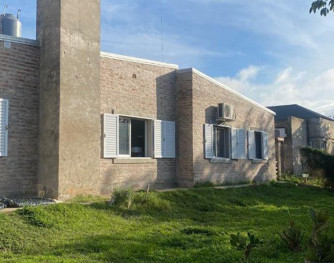 Casa · 170m² · 7 Ambientes · 1 Cochera
