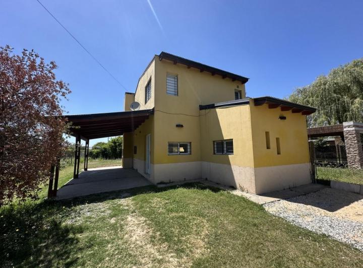 Casa · 109m² · 4 Ambientes · 1 Cochera