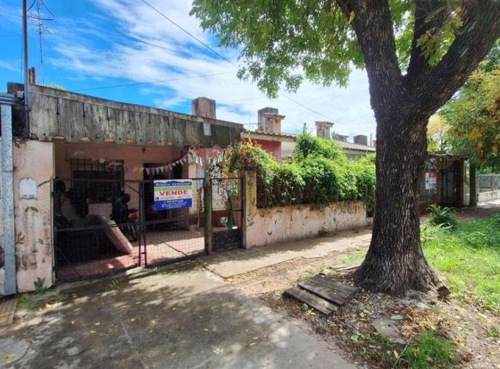 Casa · 90m² · 2 Ambientes · 1 Cochera
