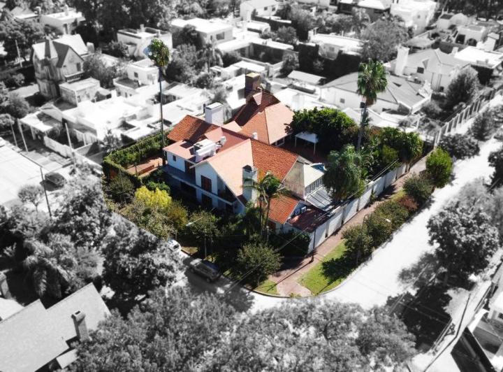 Casa · 850m² · 12 Ambientes · 6 Cocheras
