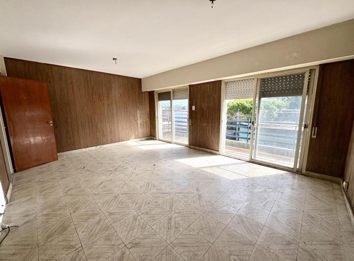 Casa · 100m² · 6 Ambientes