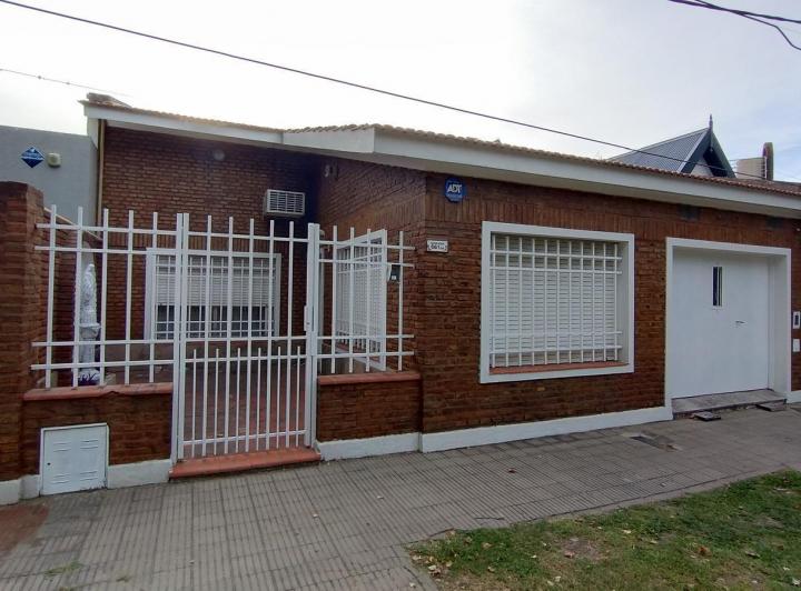 Casa · 190m² · 5 Ambientes · 1 Cochera