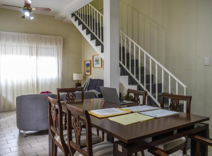 Casa · 90m² · 5 Ambientes · 1 Cochera