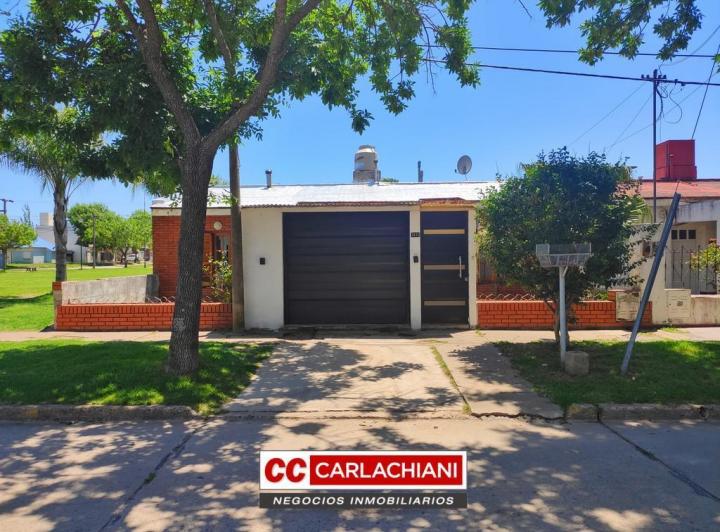Casa · 100m² · 4 Ambientes · 1 Cochera