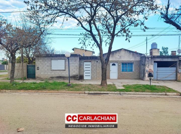 Casa · 179m² · 4 Ambientes · 1 Cochera