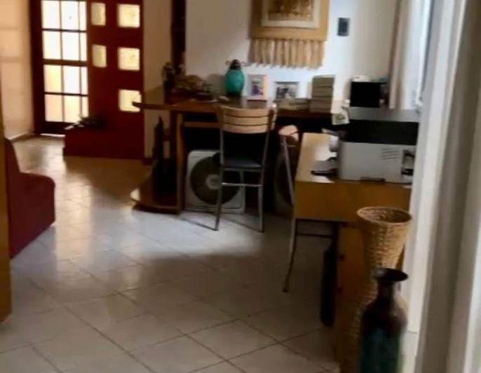 Casa · 120m² · 6 Ambientes · 1 Cochera