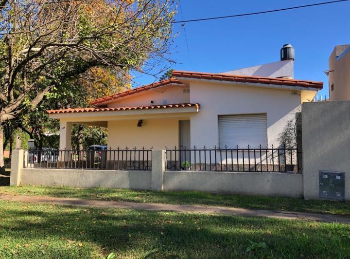 Casa · 89m² · 2 Dormitorios · 1 Cochera