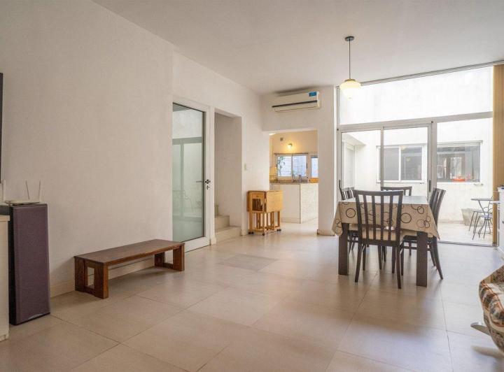 Casa · 183m² · 5 Ambientes · 1 Cochera
