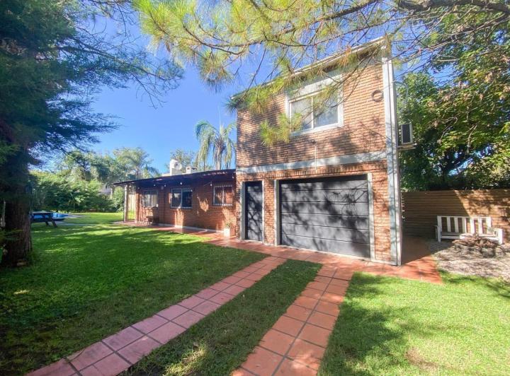 Casa · 146m² · 3 Ambientes · 1 Cochera