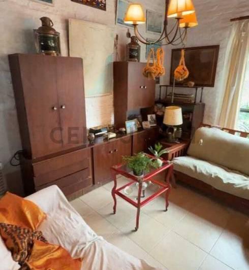 Casa · 120m² · 6 Ambientes · 2 Cocheras