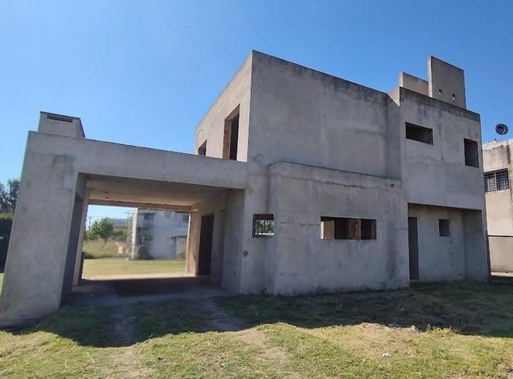 Casa · 143m² · 4 Ambientes · 1 Cochera