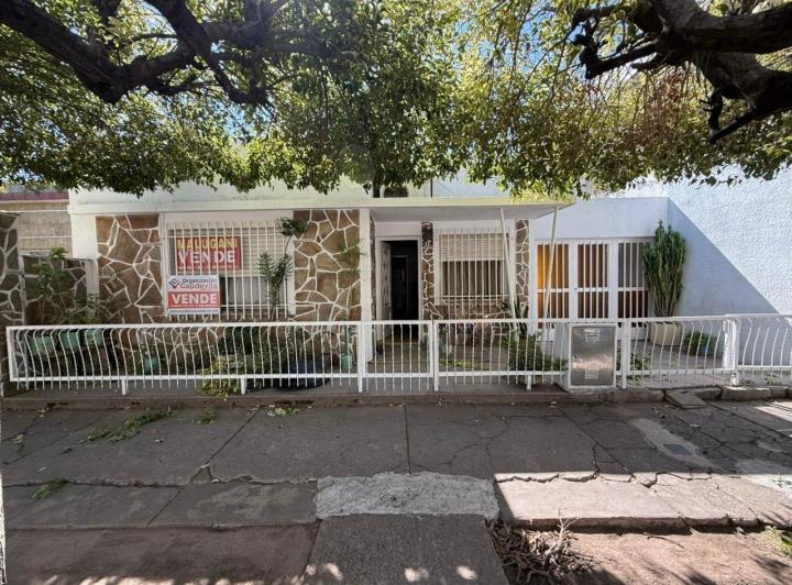 Casa · 120m² · 3 Ambientes · 1 Cochera