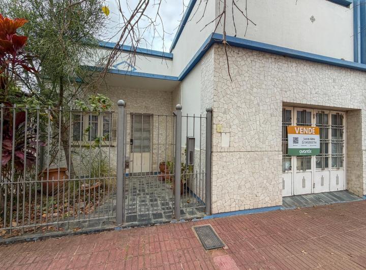 Casa · 146m² · 5 Ambientes · 1 Cochera