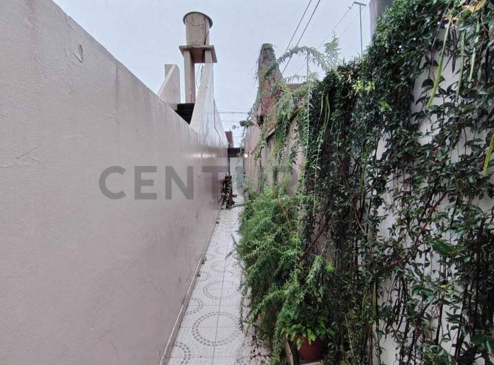 Casa · 90m² · 5 Ambientes