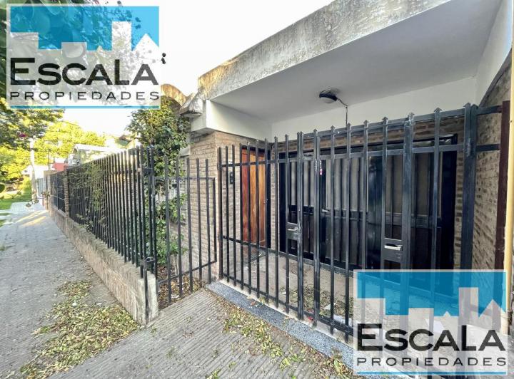 Casa · 100m² · 5 Ambientes · 1 Cochera