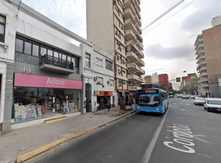 Casa · 140m² · 8 Ambientes
