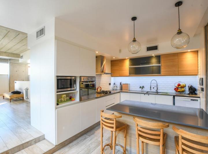 Casa · 340m² · 7 Ambientes