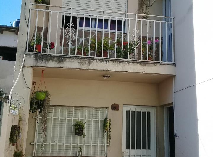 Casa · 70m² · 4 Ambientes · 1 Cochera