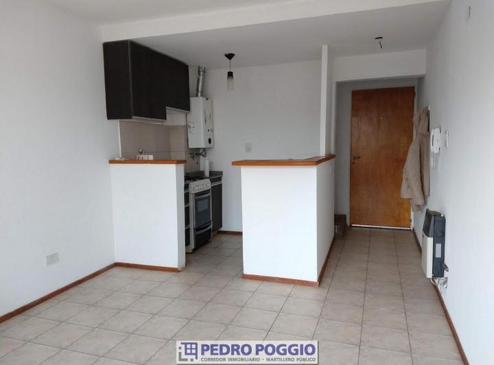 Casa · 70m² · 2 Ambientes · 1 Cochera