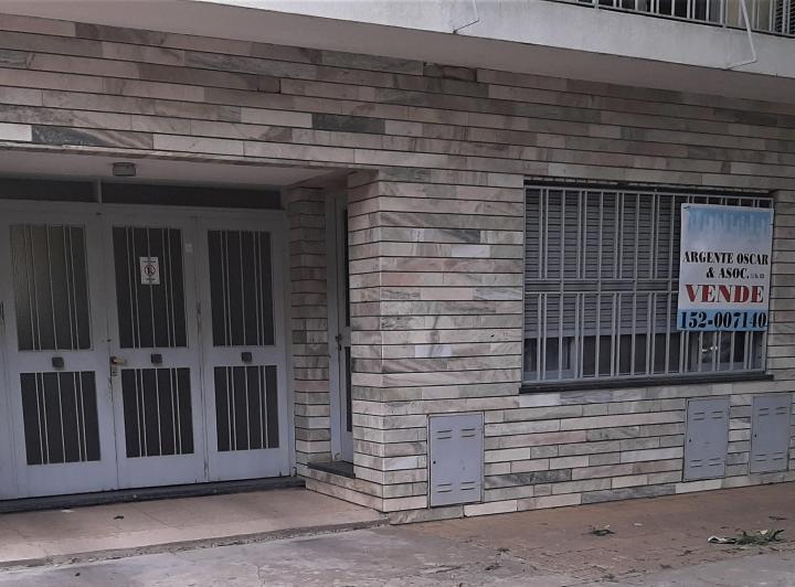 Casa · 145m² · 2 Dormitorios · 2 Cocheras