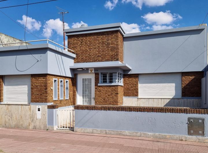 Casa · 102m² · 5 Ambientes