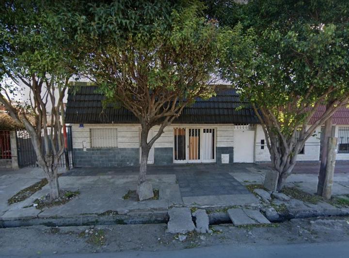 Casa · 150m² · 4 Ambientes · 1 Cochera