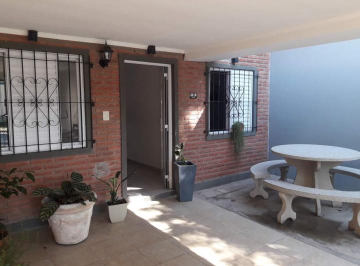 Casa · 90m² · 5 Ambientes
