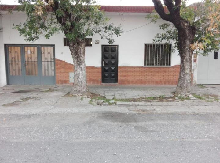 Casa · 120m² · 6 Ambientes