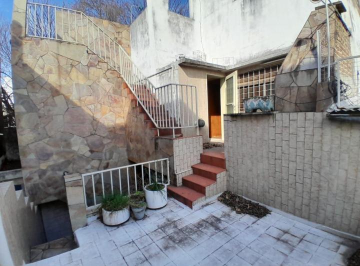 Casa · 157m² · 5 Ambientes · 1 Cochera