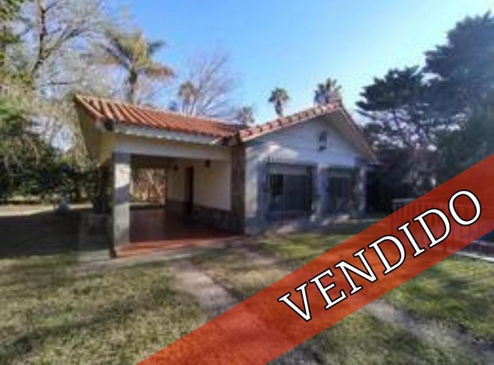 Casa · 79m² · 4 Ambientes · 1 Cochera