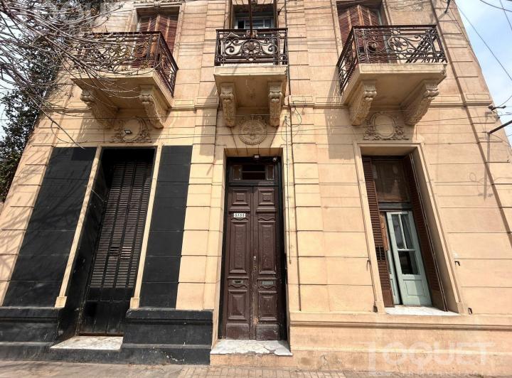 Casa · 322m² · 22 Dormitorios