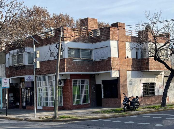 Casa · 262m² · 9 Ambientes