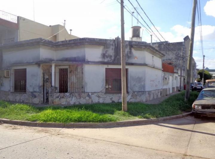 Casa · 150m² · 2 Dormitorios · 1 Cochera