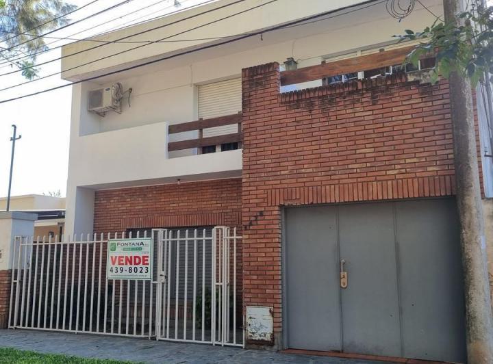 Casa · 173m² · 4 Ambientes · 2 Cocheras