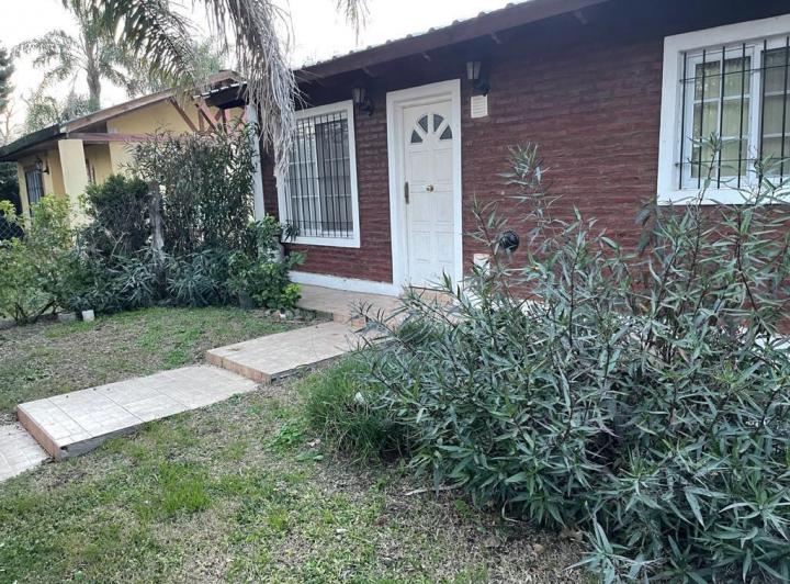 Casa · 182m² · 4 Ambientes · 2 Cocheras