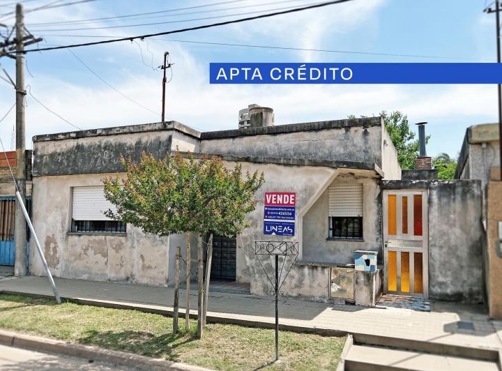 Casa · 174m² · 2 Dormitorios
