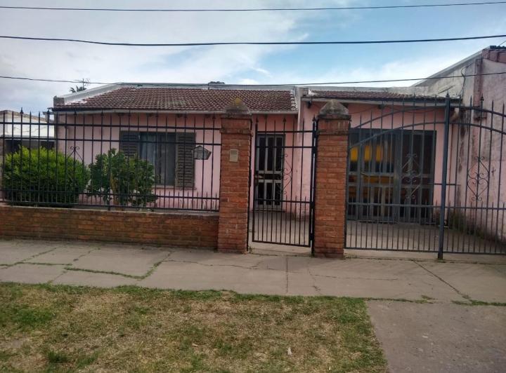 Casa · 153m² · 5 Ambientes · 1 Cochera