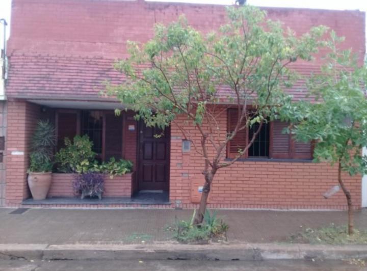 Casa · 80m² · 2 Dormitorios