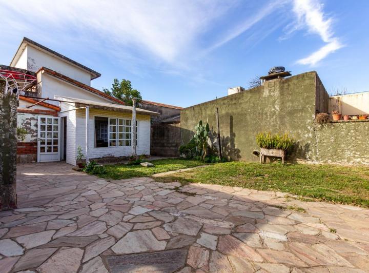 Casa · 147m² · 4 Ambientes · 1 Cochera