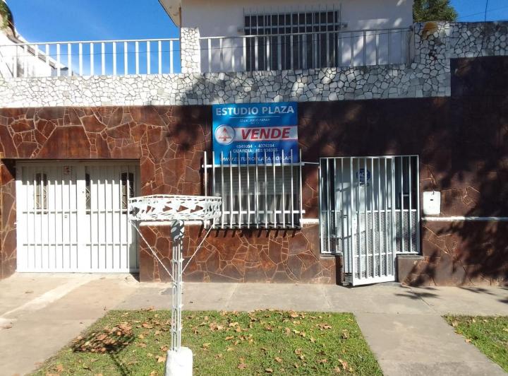 Casa · 197m² · 4 Ambientes · 1 Cochera