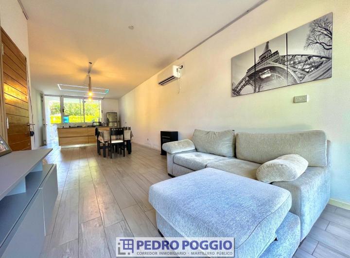 Casa · 115m² · 3 Ambientes · 2 Cocheras