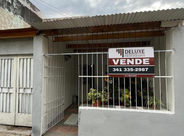 Casa · 93m² · 2 Dormitorios · 1 Cochera