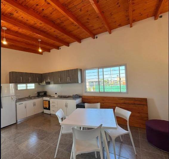 Casa · 100m² · 3 Ambientes · 1 Cochera