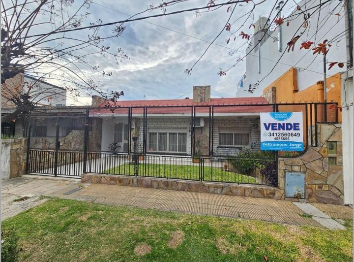 Casa · 117m² · 6 Ambientes · 1 Cochera