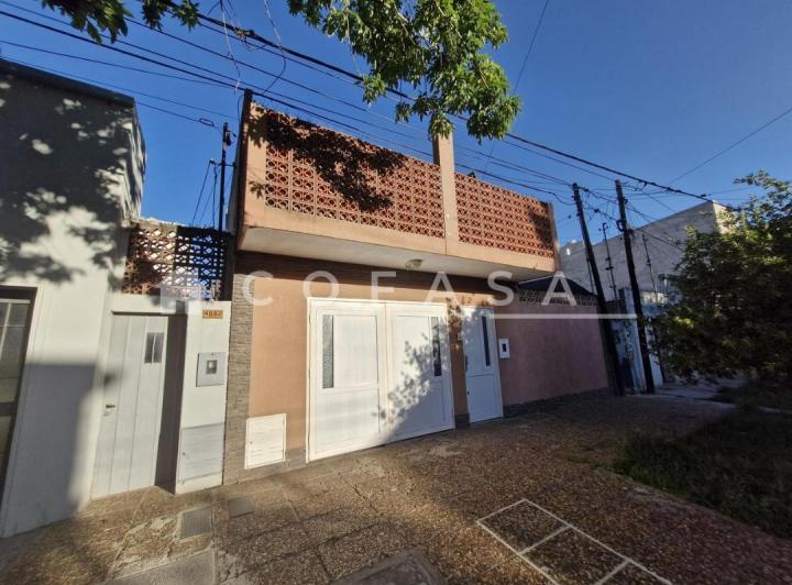 Casa · 131m² · 4 Ambientes · 1 Cochera