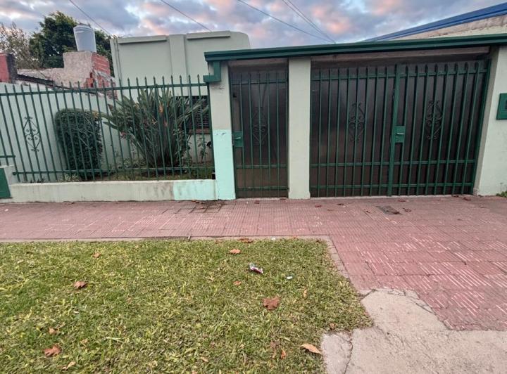 Casa · 390m² · 2 Ambientes