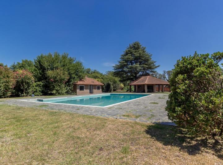 Casa · 4850m² · 1 Ambiente