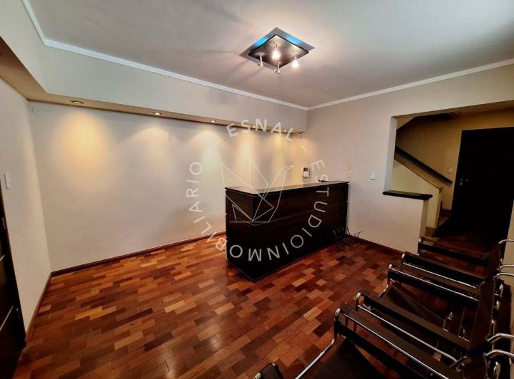 Casa · 122m² · 7 Ambientes