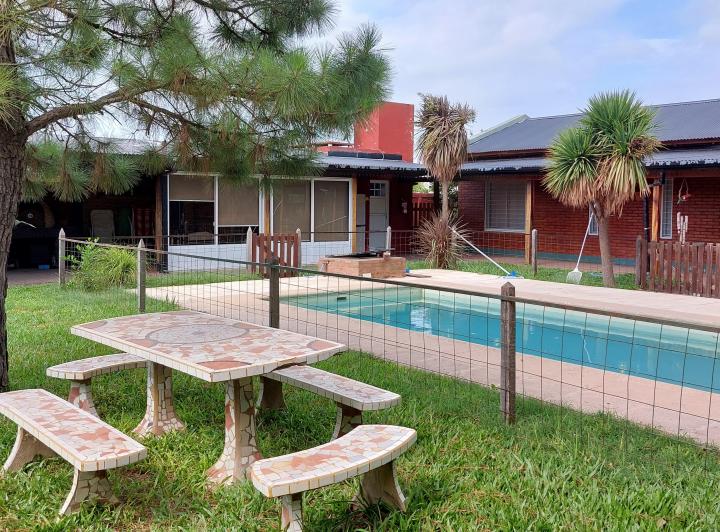 Casa · 73m² · 2 Dormitorios · 3 Cocheras
