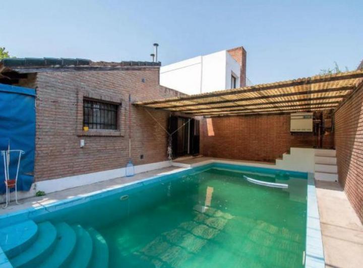 Casa · 144m² · 5 Ambientes · 1 Cochera